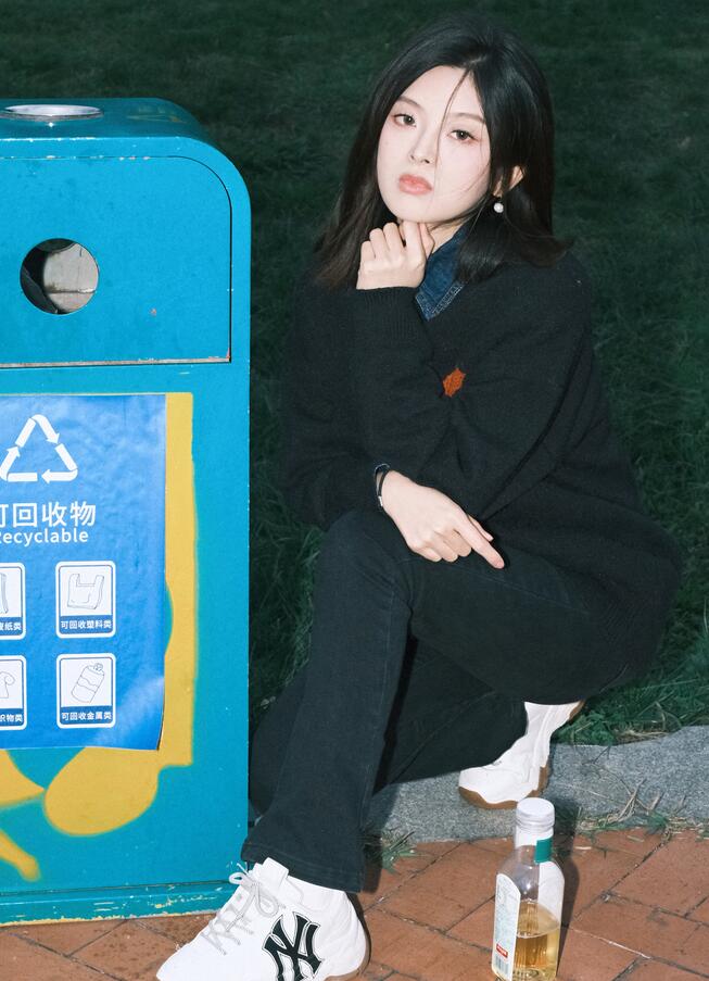 人妻美婦瘋狂迎合系列視頻