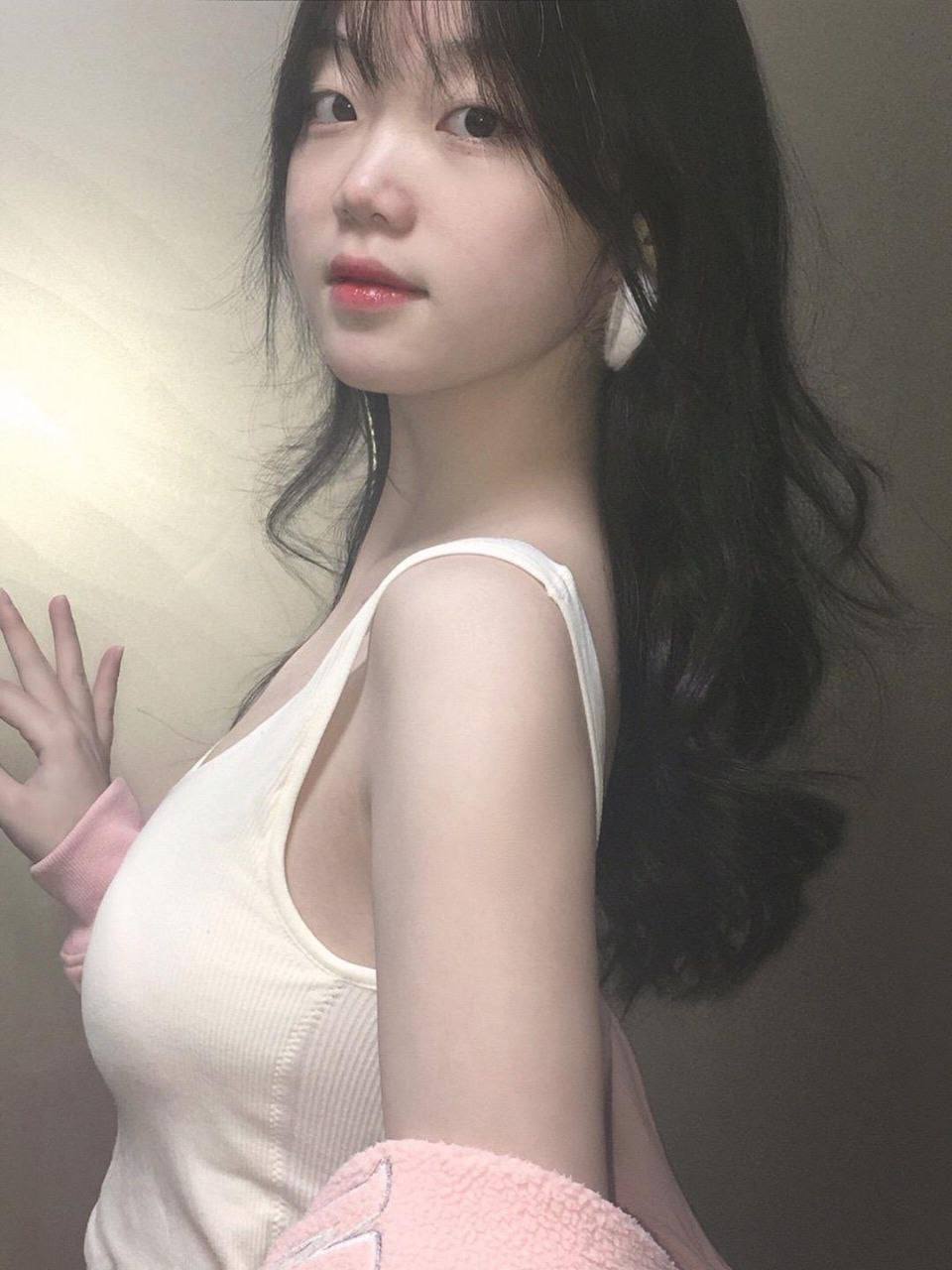岳婦倫豐滿69XX